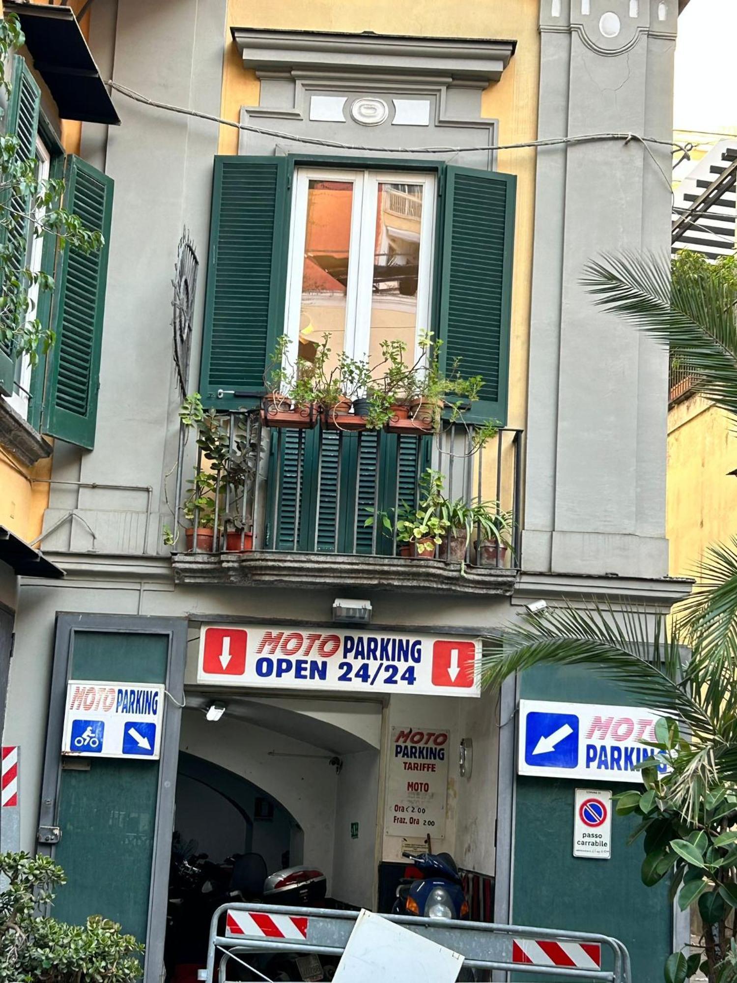 Martiri Boutique Apartment Νάπολη Εξωτερικό φωτογραφία